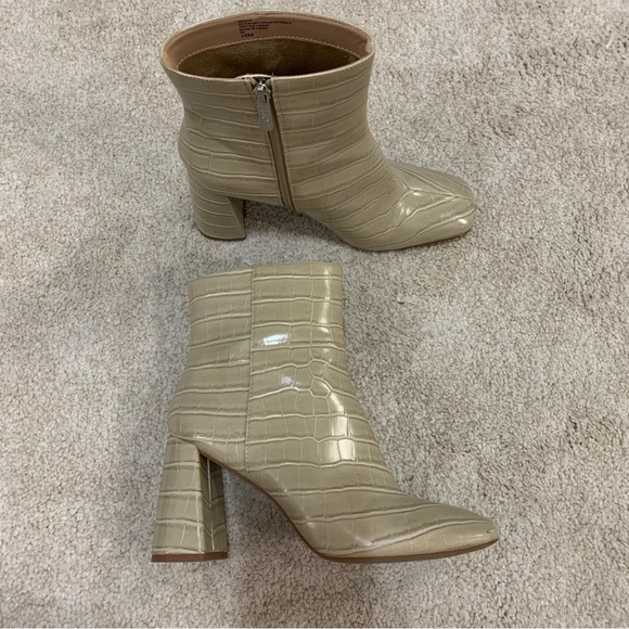 Charles by Charles David - Teigan Boots - Picture 6 of 6